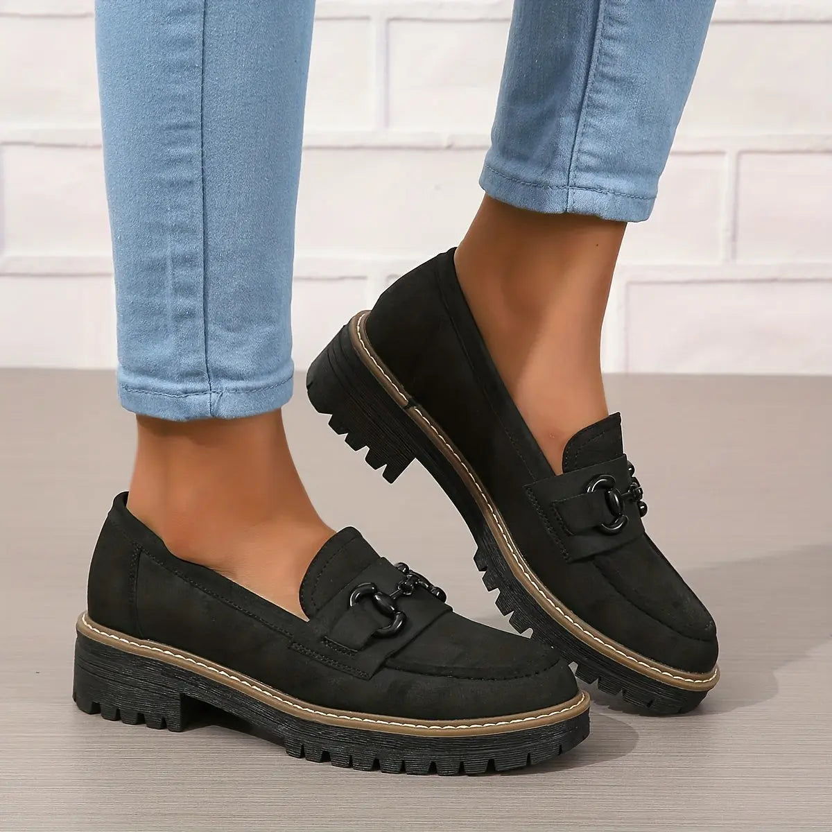 Yara™ | Mocassins Intemporels en Daim - Montela