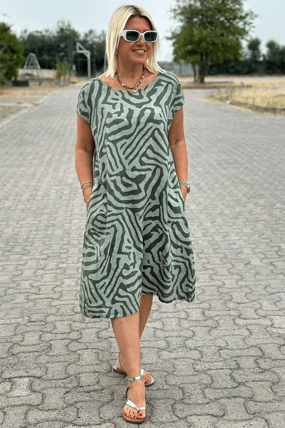 Élodie™ | Elegantes Midikleid mit Zebramuster