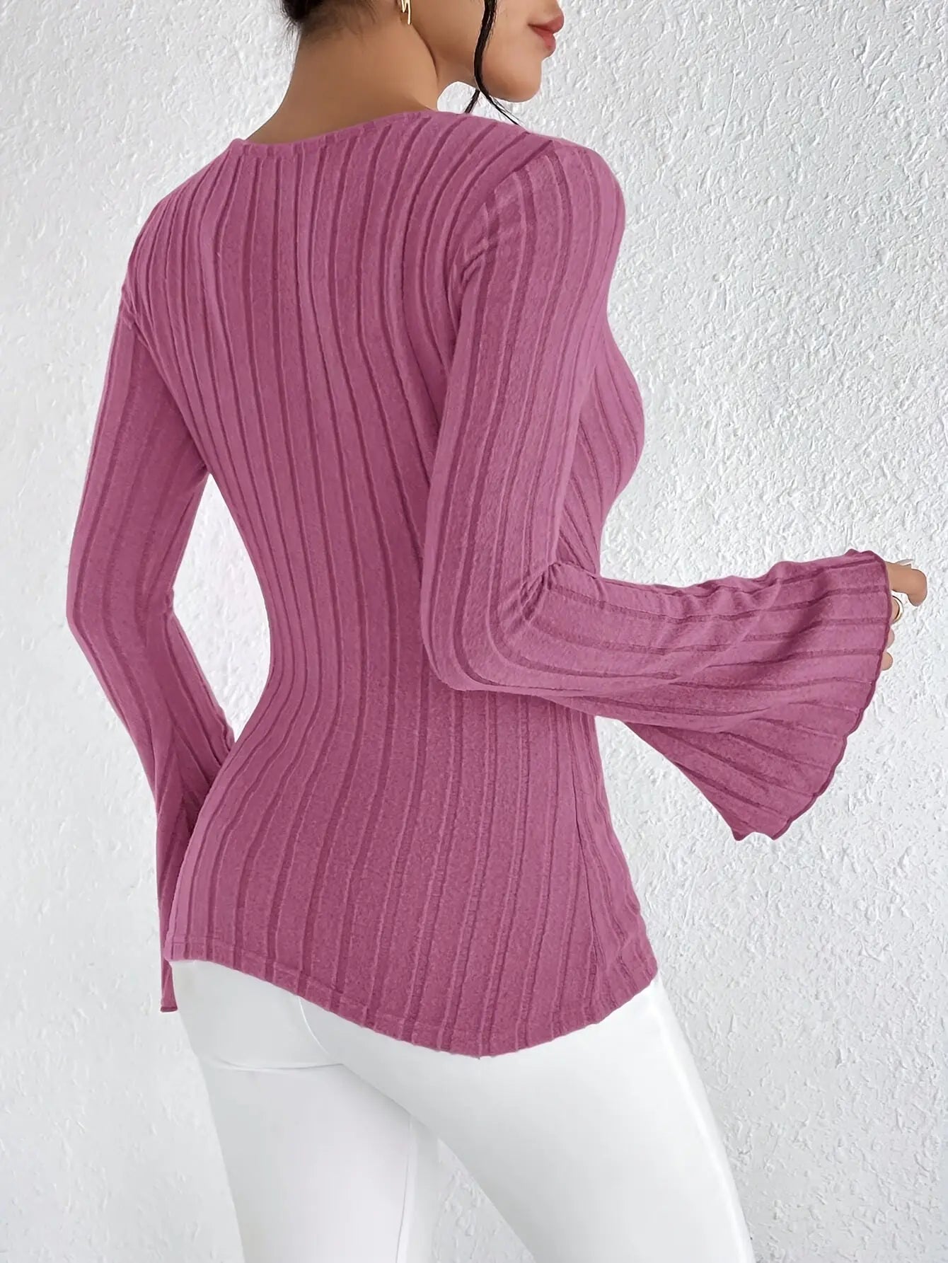 Élodie™ | T-shirt Élégant à Manches Évasées – Chic et Confort - Montela