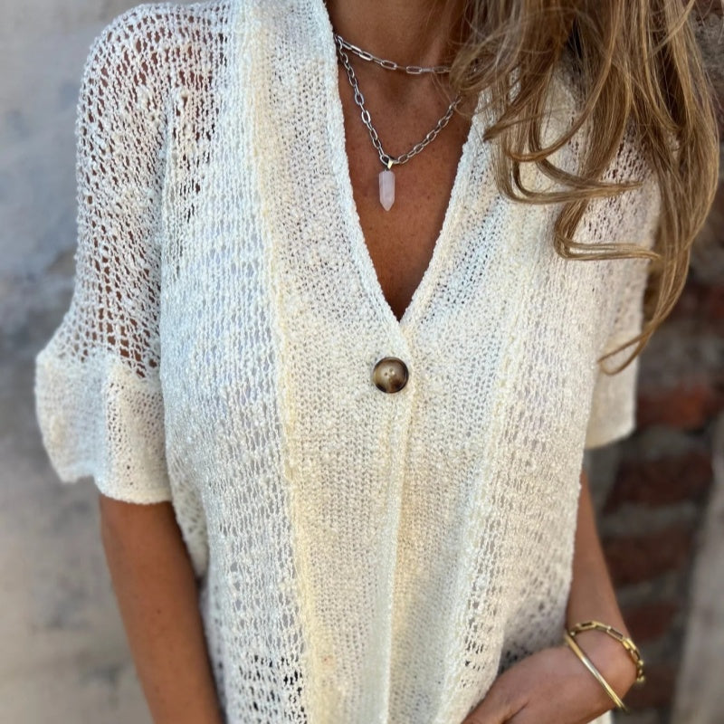 Lisa™ – Elegantes Stricktop mit Knopf