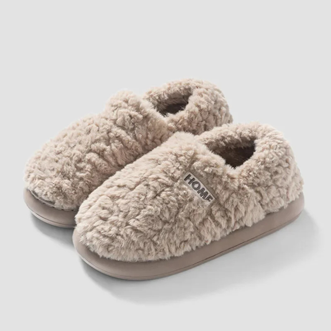 HOME™ | Gefütterter Plüsch-Hausschuh