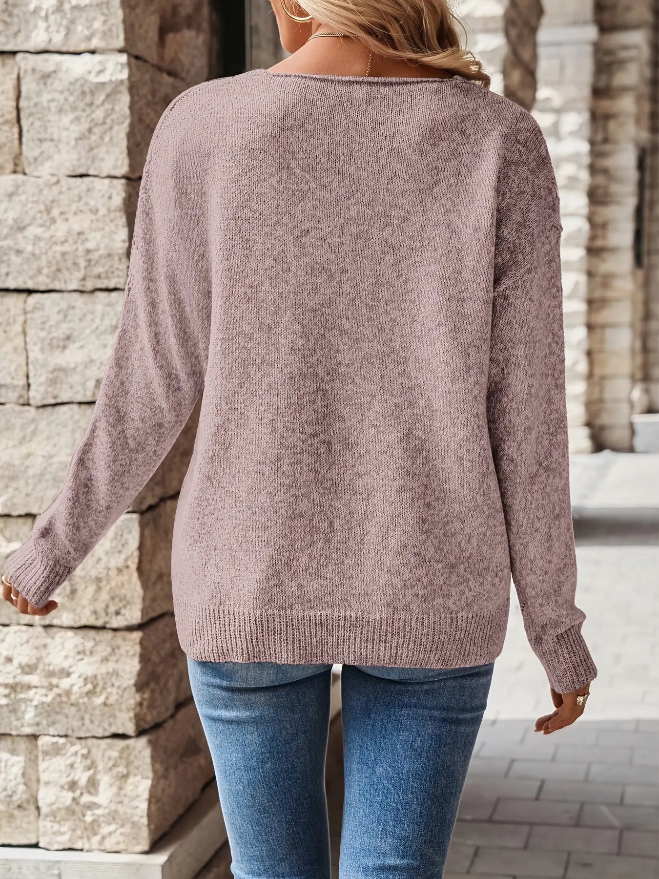 Élise™ | Pull Rose Clair Col V – Élégant et Confortable - Montela
