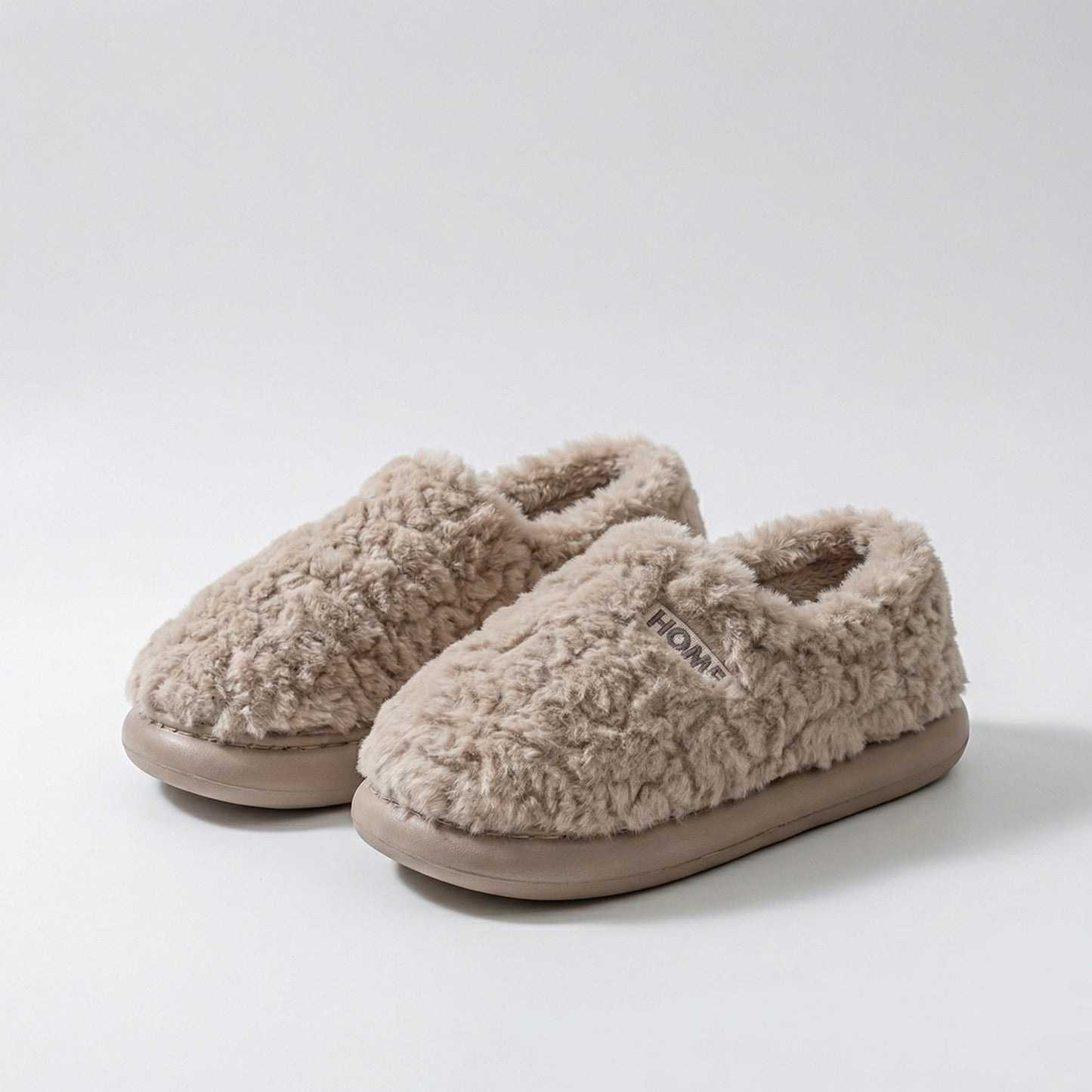 HOME™ | Gefütterter Plüsch-Hausschuh