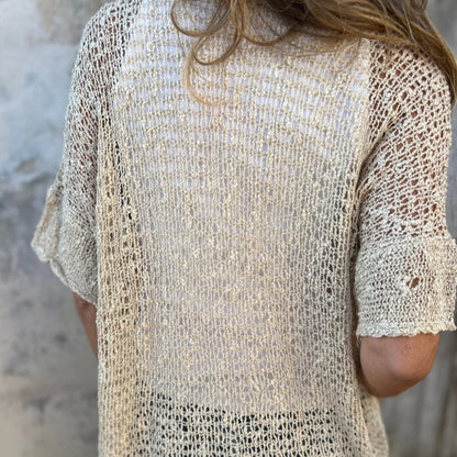 Lisa™ – Elegantes Stricktop mit Knopf